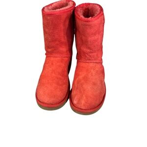 SOLD!!!!!!
UGG Red Ankle Boots with Suede Finish